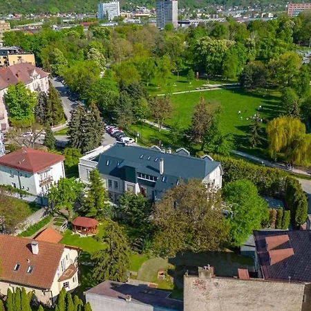 3-modern 1min From The Center Apartman Kassa