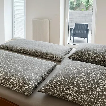 3-modern 1min From The Center Apartman *